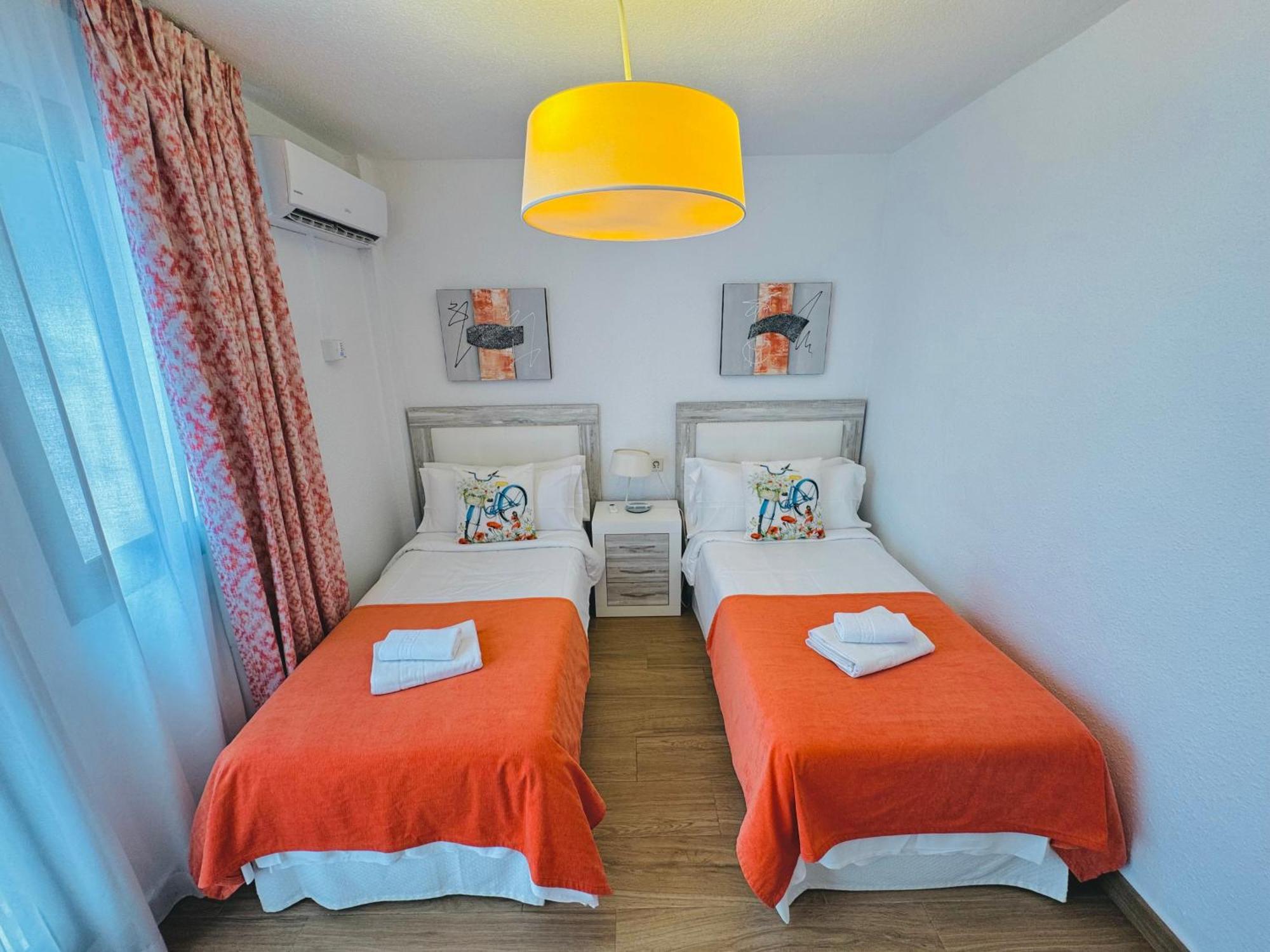 Pueblo Evita Premium Suites Benalmádena Exterior photo