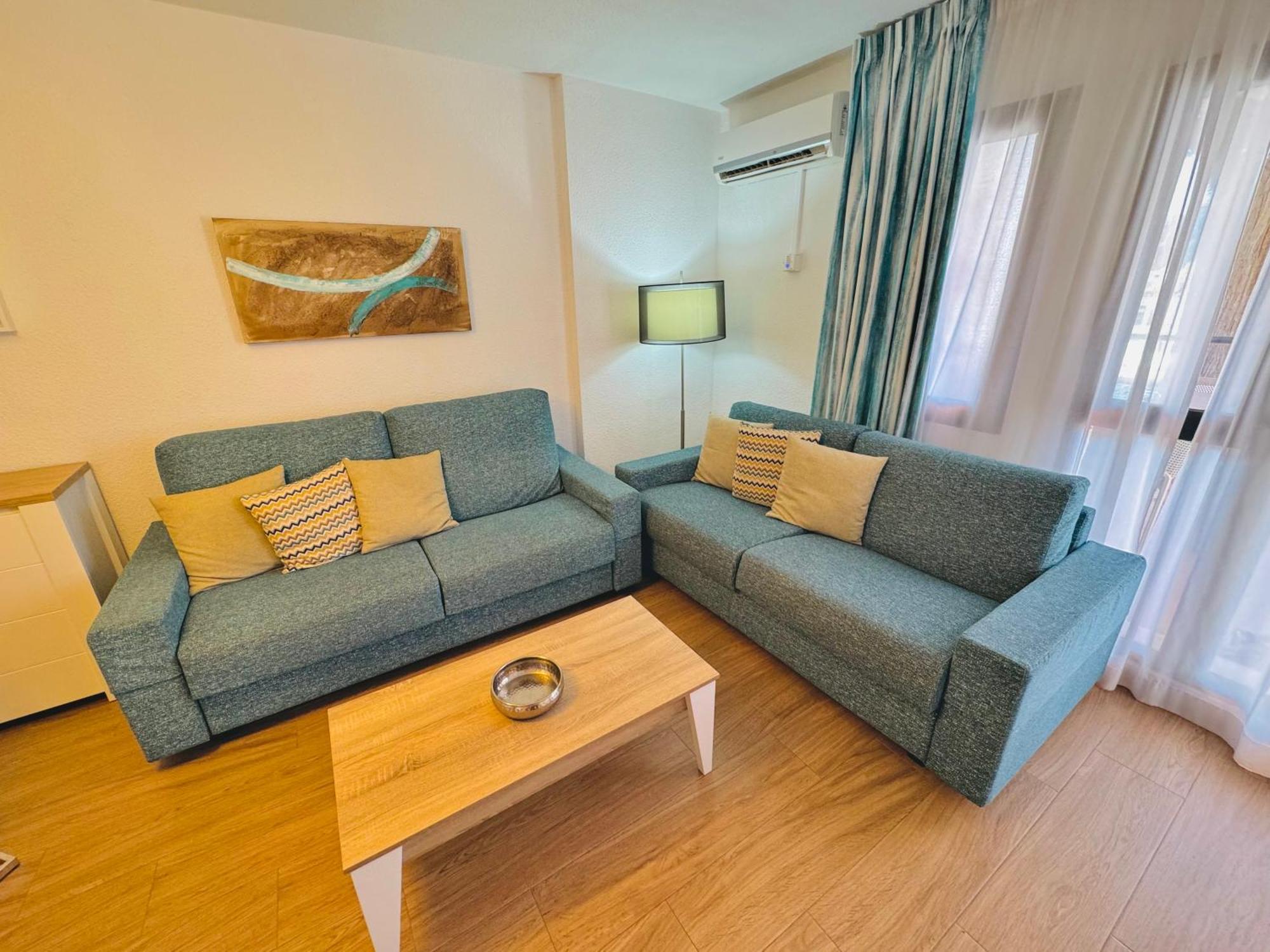 Pueblo Evita Premium Suites Benalmádena Exterior photo