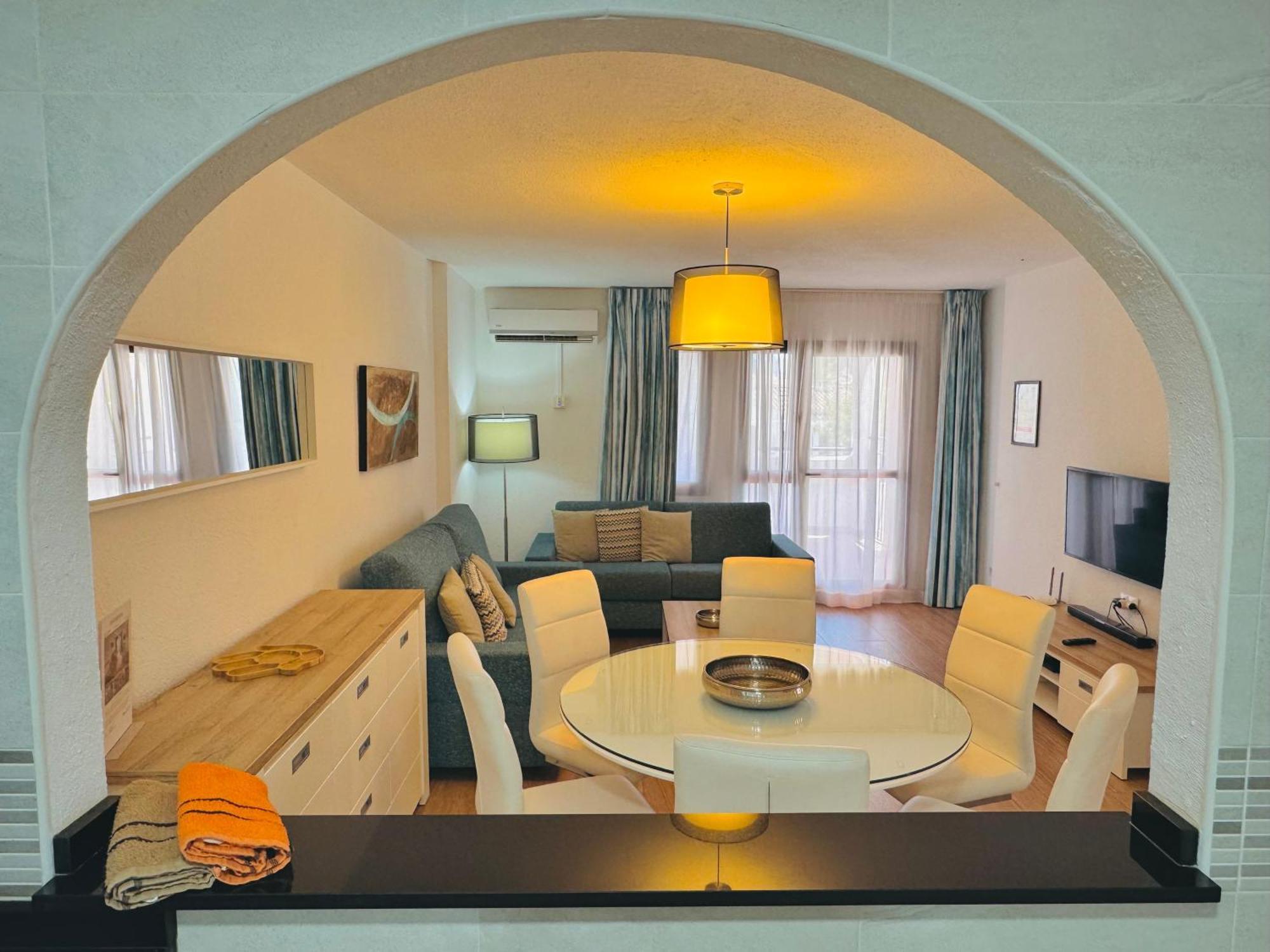 Pueblo Evita Premium Suites Benalmádena Exterior photo